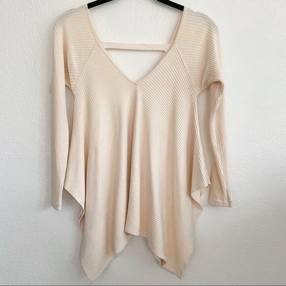 Club Monaco V-Neck Ribbed Cream Sweater Top Size XS - Picture 1 of 13
